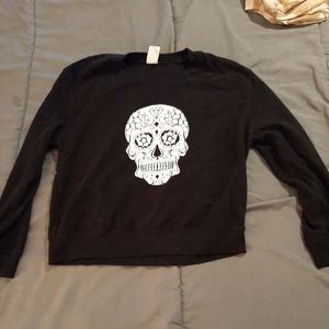 Black skull sweater
